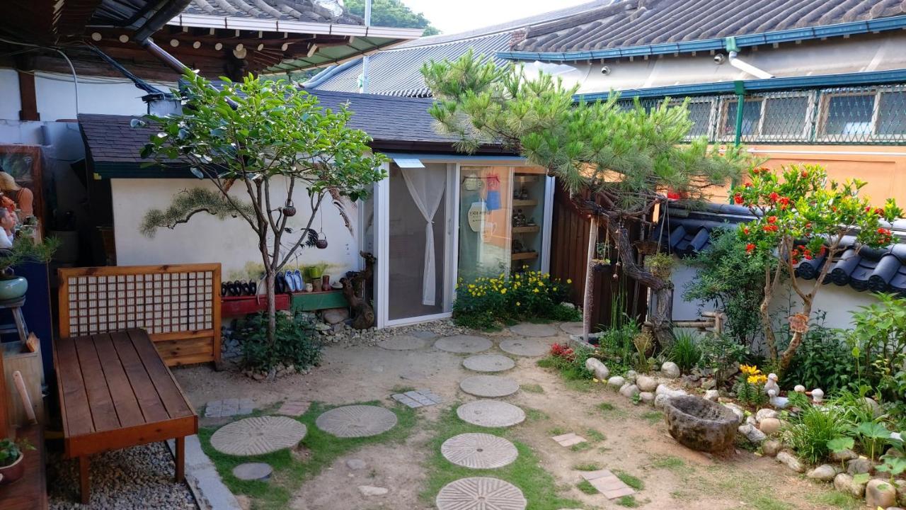 The Blue Cradle Hotel Jeonju Ngoại thất bức ảnh