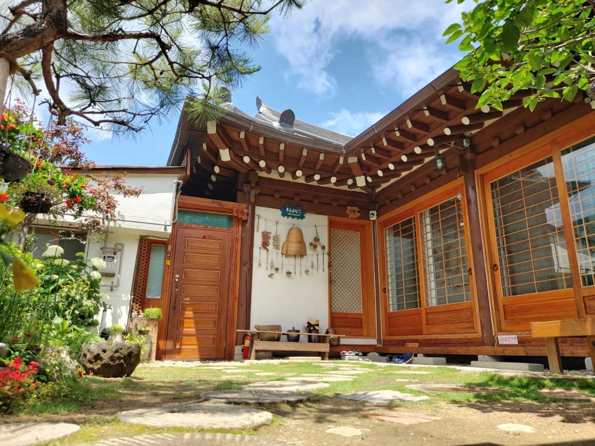 The Blue Cradle Hotel Jeonju Ngoại thất bức ảnh