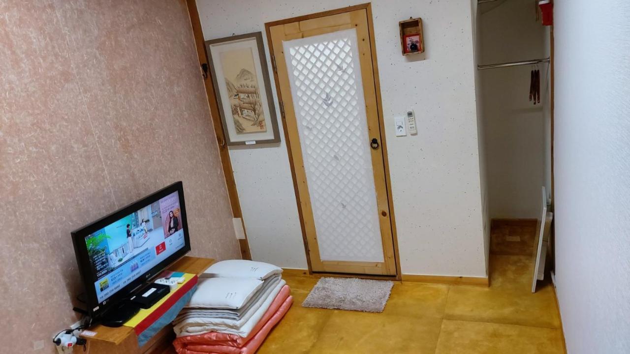 The Blue Cradle Hotel Jeonju Ngoại thất bức ảnh